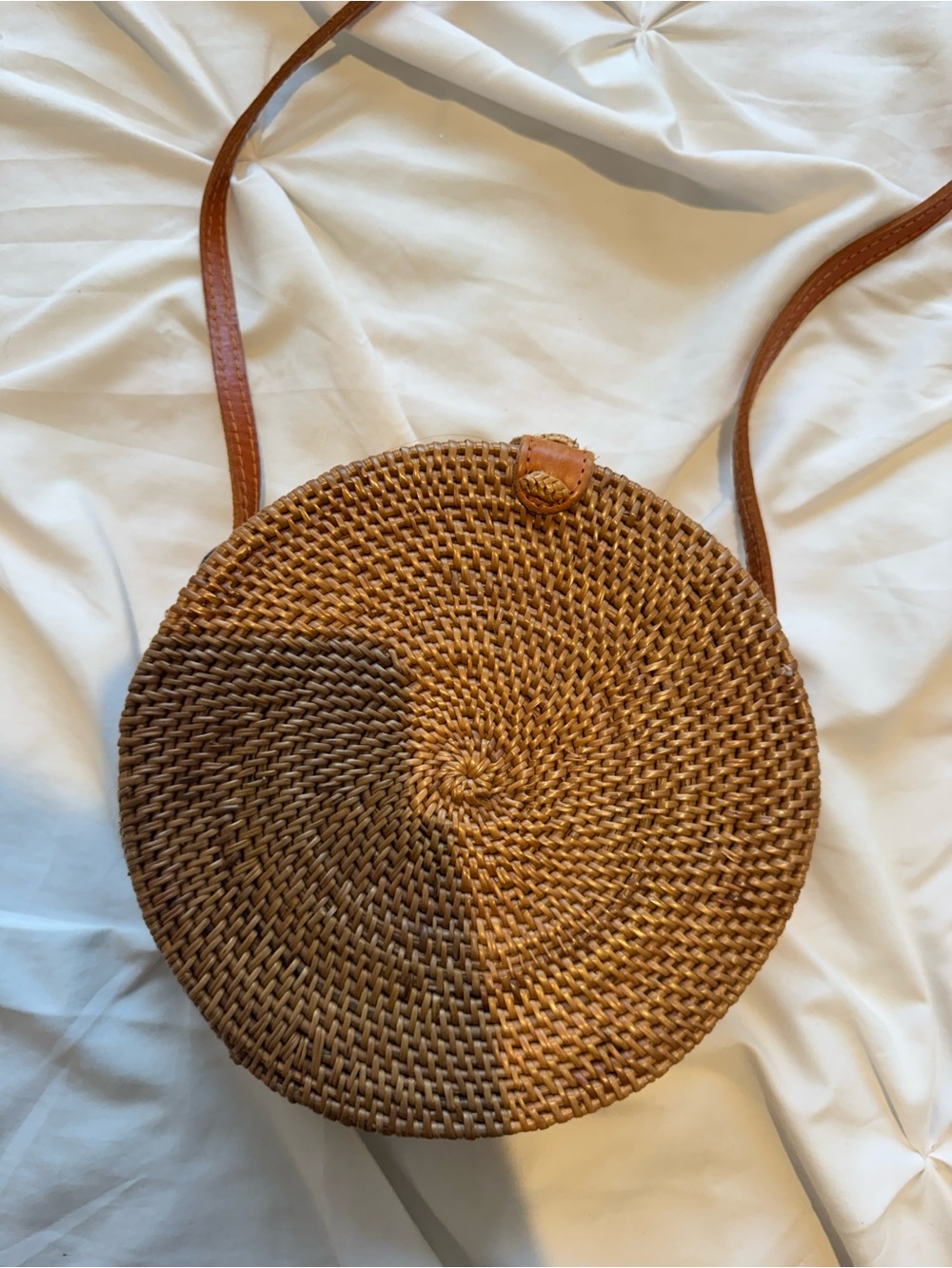 Handwoven Round Straw Crossbody Bag - Brown